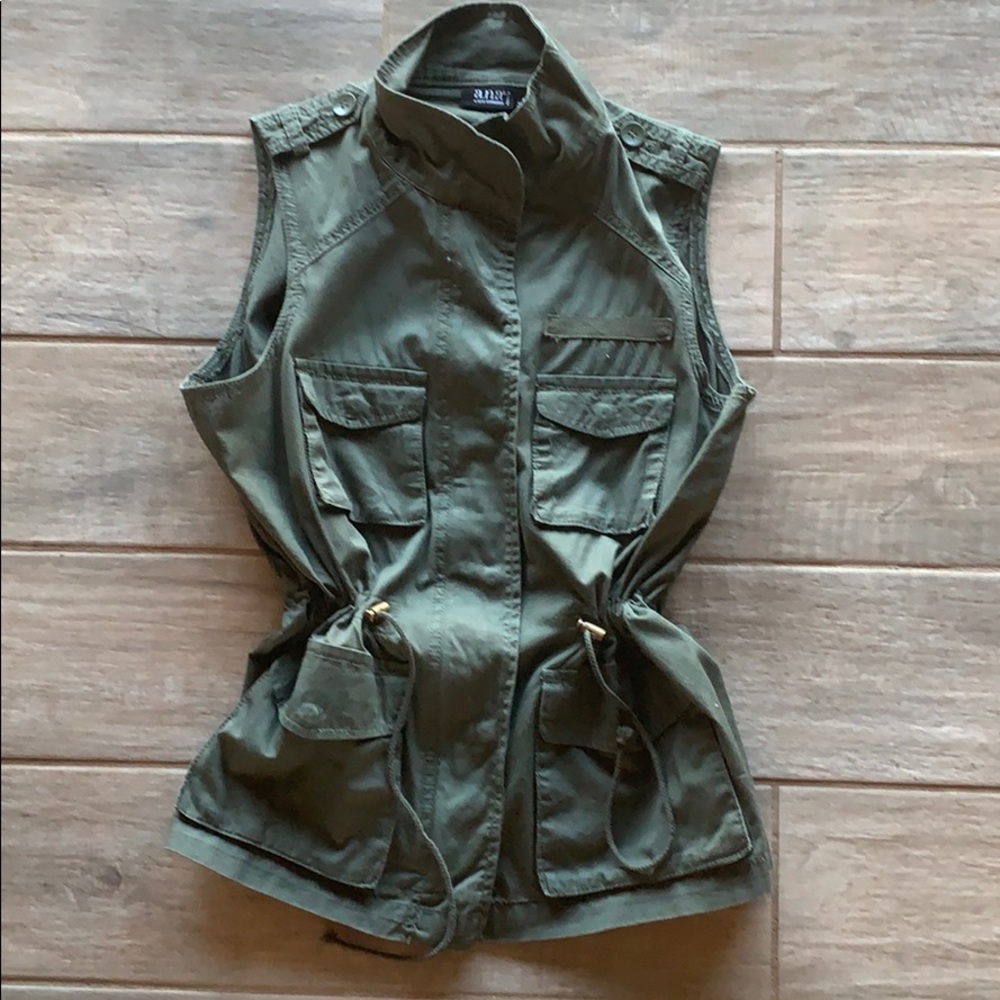 Women’s Military green Vest